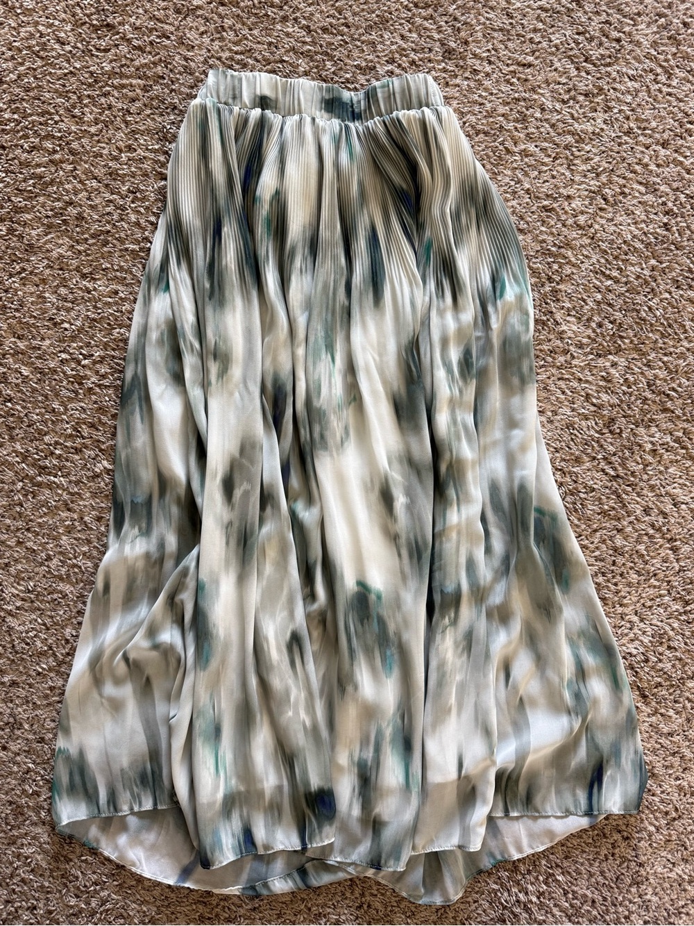 Pleated Midi Skirt in Cream and Green